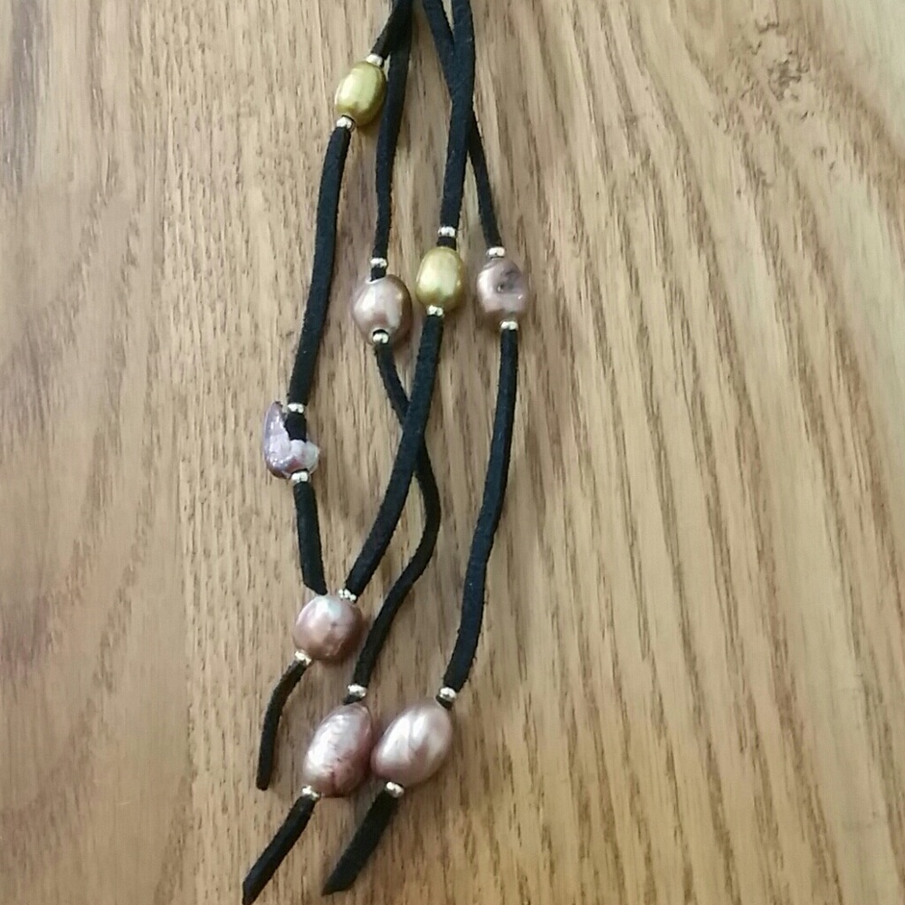 Bead necklace